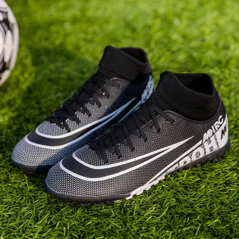 

Men Soccer Shoes Professional Turf Football Boots Male Support Kids Cleats Sports Shoe Indoor Futsal Chaussure Football Sneakers