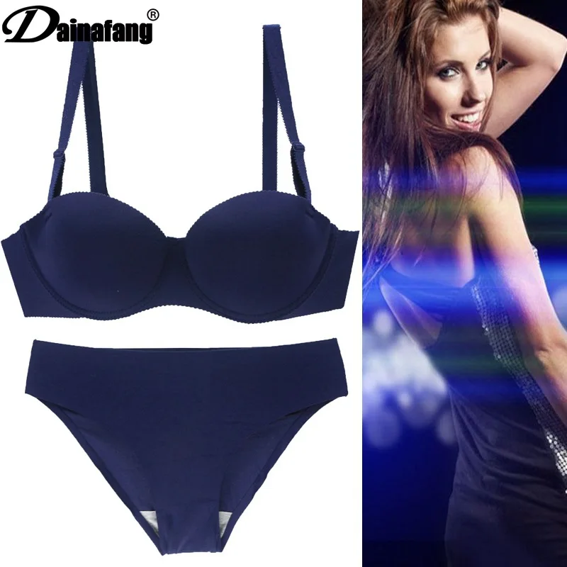 Комплект Бесшовного нижнего белья с глубоким V образным вырезом и чашками