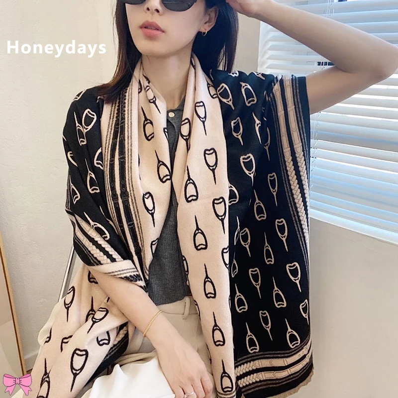 

New Sale Printed Cashmere Scarf Lady Winter All-match Warm Shawl Quality Tassel Long Scarfs Muslim Hijab Pareo Wedding Shawls
