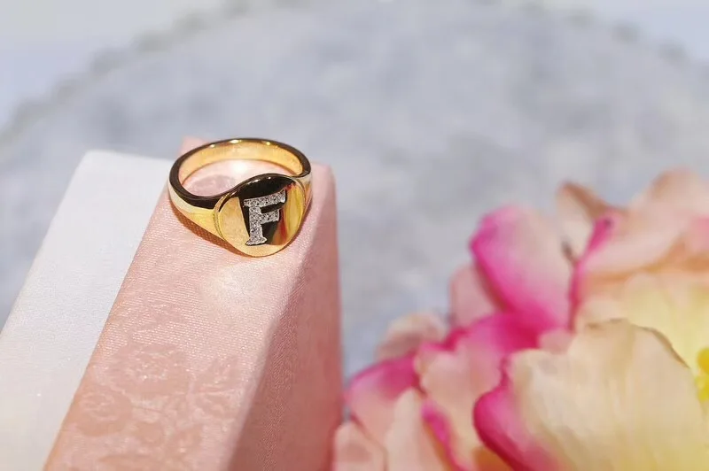 Модное Оригинальное кольцо с буквами алфавита новый дизайн золотистого цвета