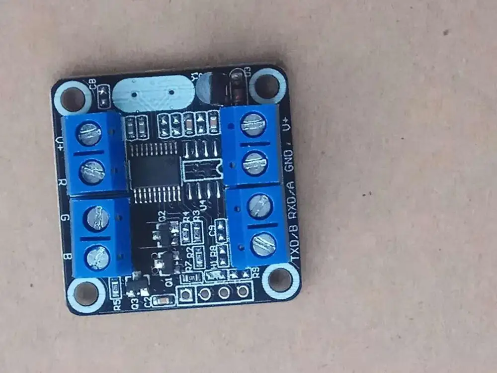 Программируемый последовательный порт UART TTL светодиодный драйвер платы RGB