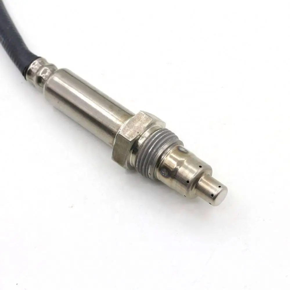 

12V Square Four Needles Nitrogen Oxide Sensor 5WK9 6741 2872946 5WK96741
