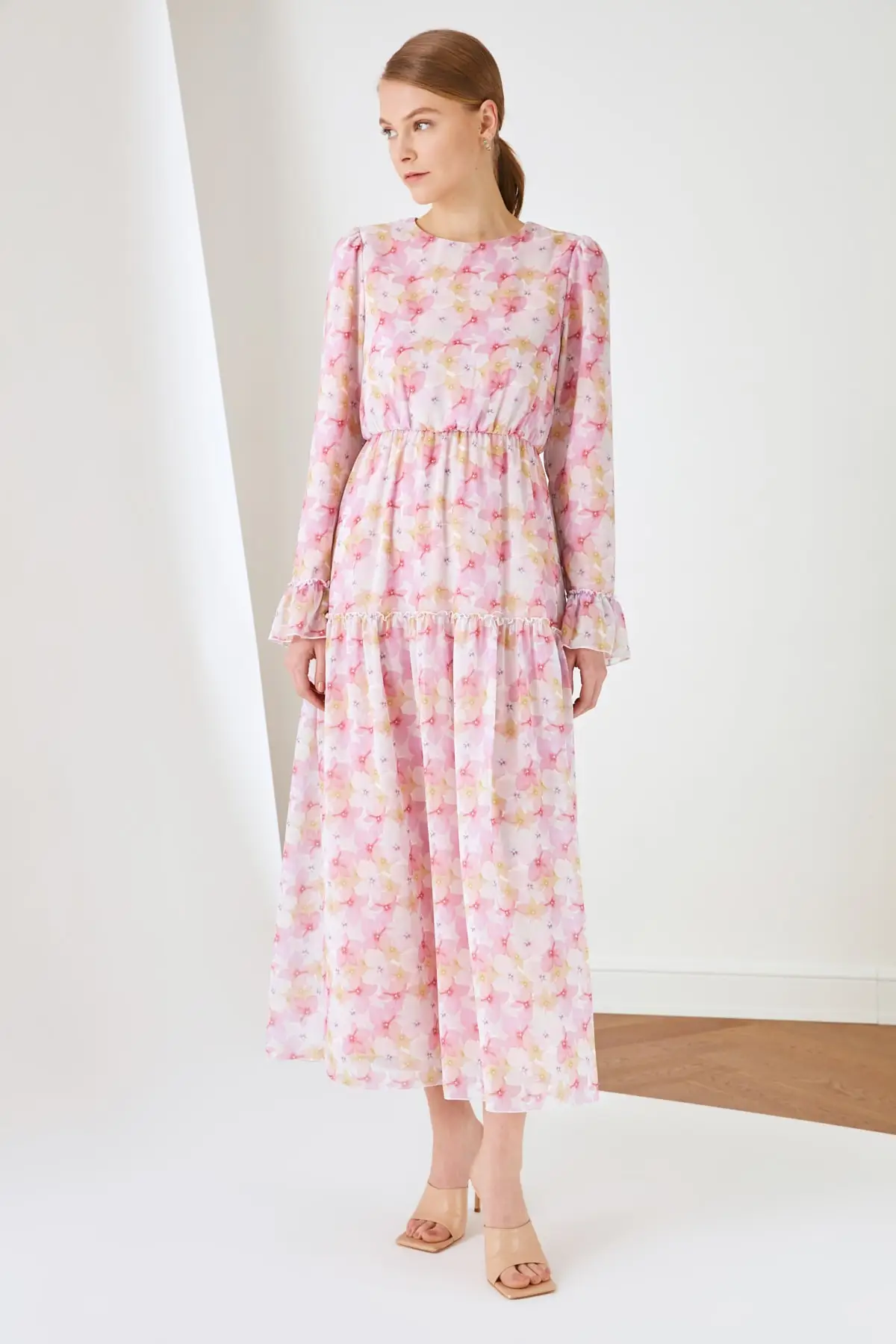 

Ecru Patterned Chiffon Dress Fashion Muslim Women Hijab Dress