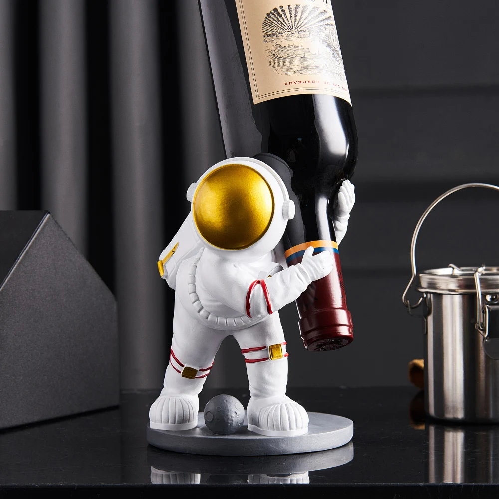 Resin Astronaut Figurine Wine Holder Cosmonaut Model Home Decoration Accessories for Living Room Rack Office Decor Gifts | Дом и сад