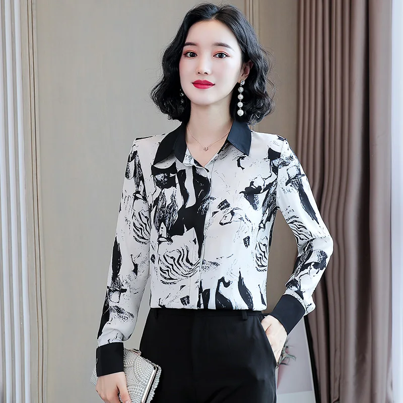 

Korean Fashion Silk Women Blouses Satin Long Sleeve Shirt and Blouse Office Lady Blusas Largas Plus Size Autumn Womens Tops