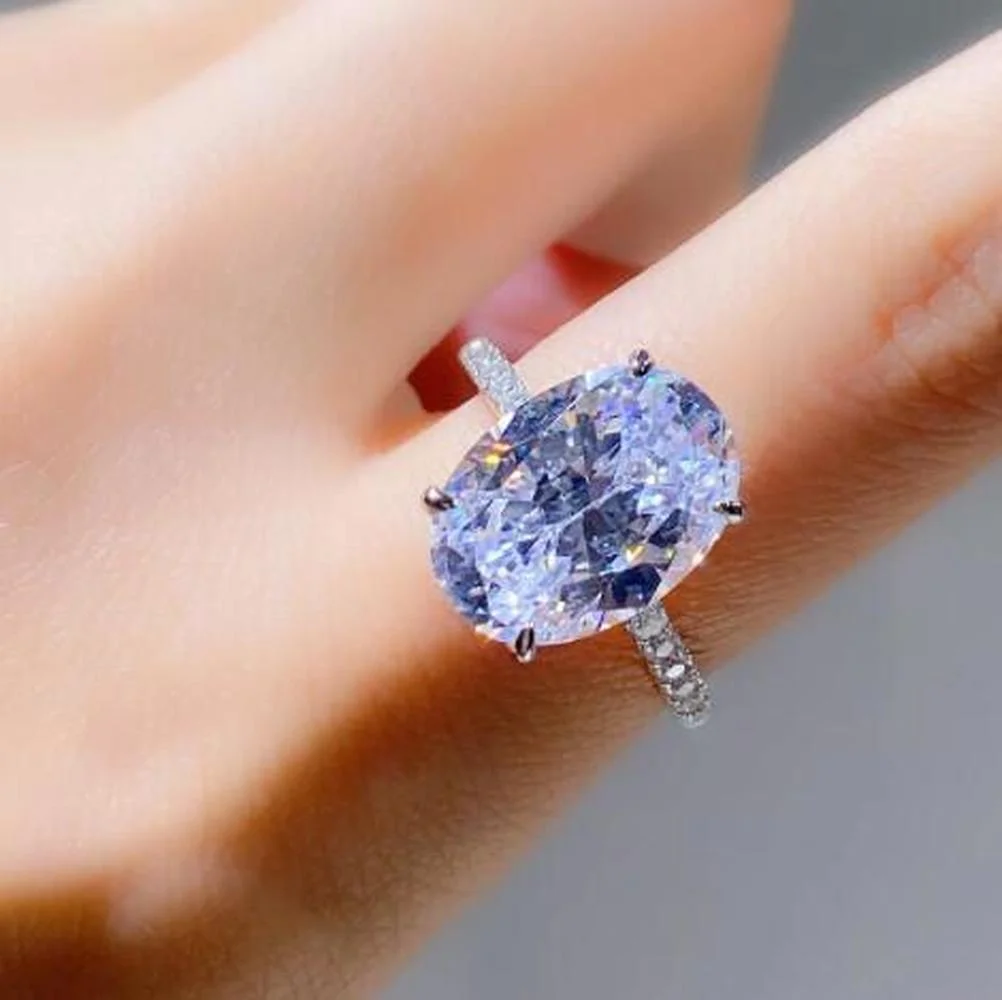 Кольцо женское из серебра 925 пробы с фианитом 3 карата | Украшения и аксессуары