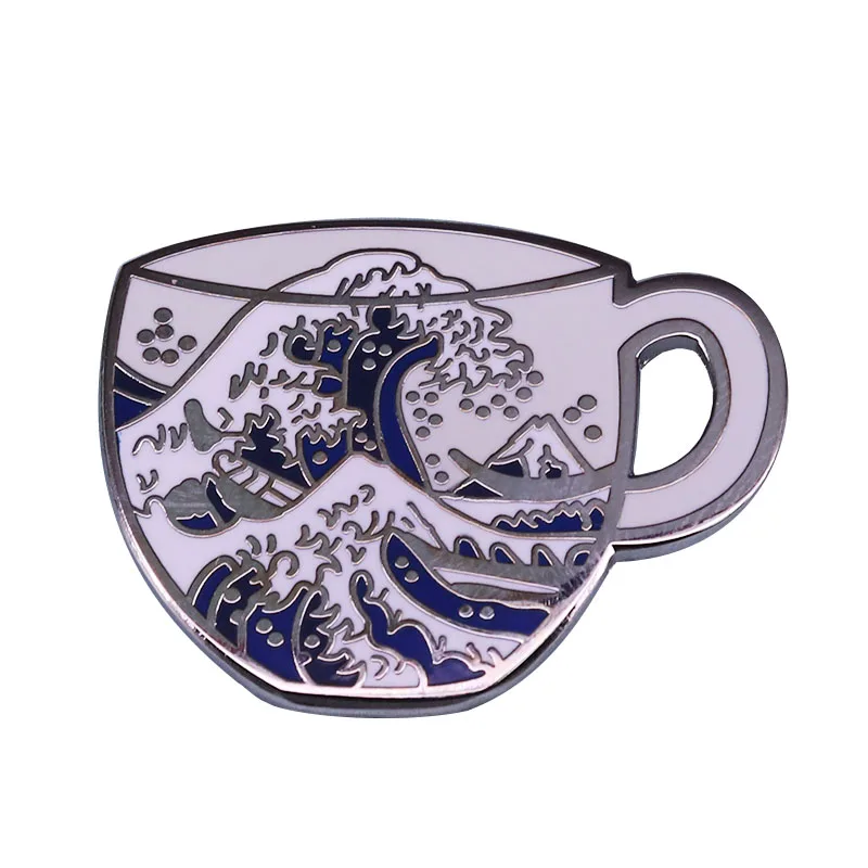 Художественная брошь Hokusai с эмалью Великая волна канагава коллекция