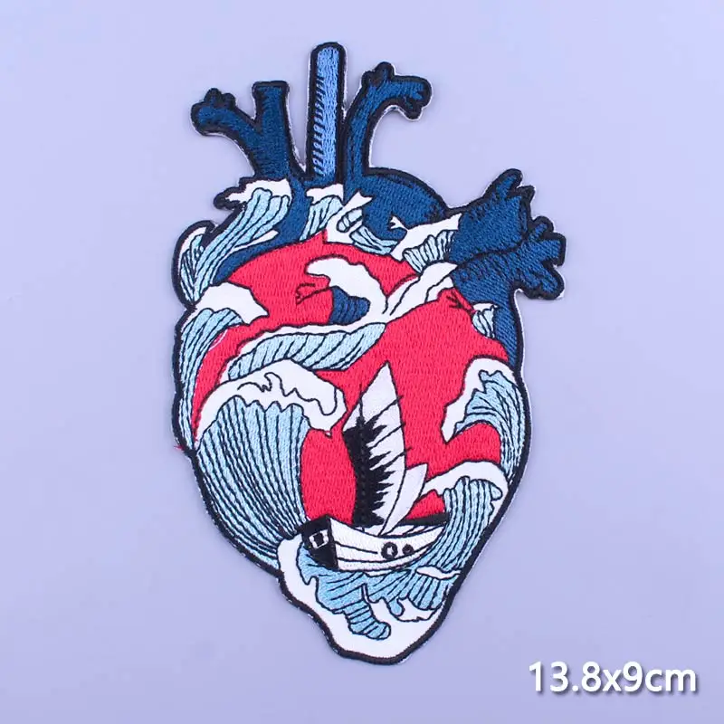 Рок с нашивкой сердце в стиле хиппи и панк железа на вышитые нашивки одежду DIY