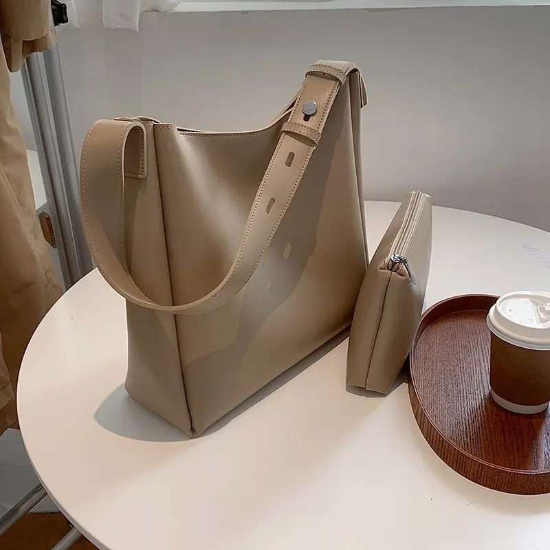 

Women Totes Bag 2021 New In PU Leather Single Shoulder Bags Simple Brief Office Lady Handbags Designer Vintage Black Totes