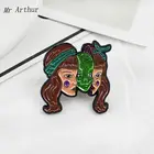 Странная эмалированная заколка Странная Девушка зеленая маска Монстр брошь на рюкзак одежда заколка на лацкан Хэллоуин ювелирные изделия подарок для друзей