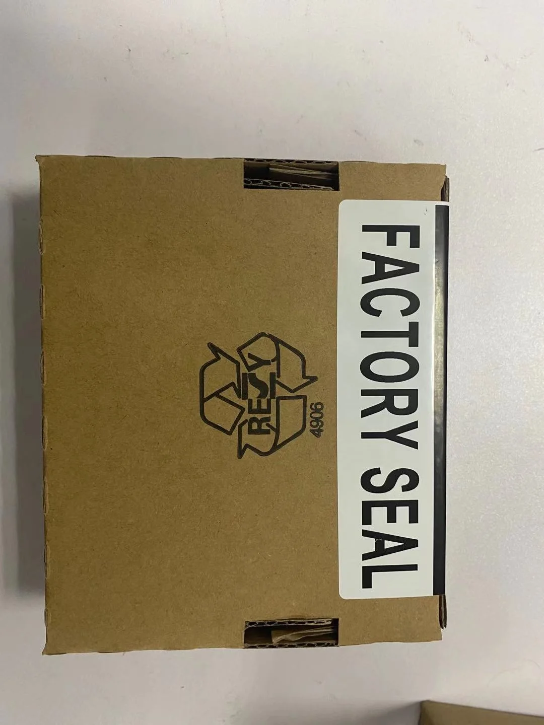 Новый оригинальный аутентичный инвертор Allen Bradley Powerflex525 1 5 кВт 25B-D4P0N114 |