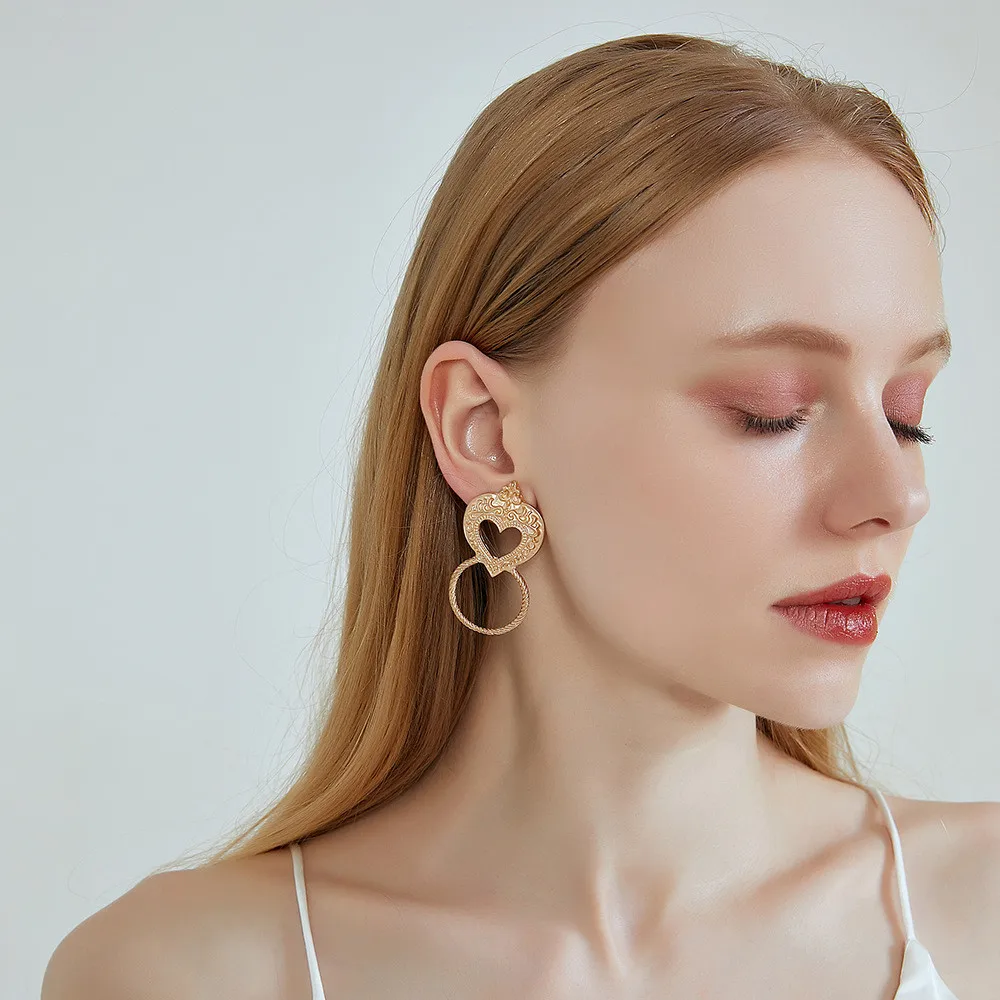 

Ins New Retro Alloy Butterfly Sunflower Drop Dangle Earrings for Women Vintage Statement Geometric Round Hanging Earring Jewelry