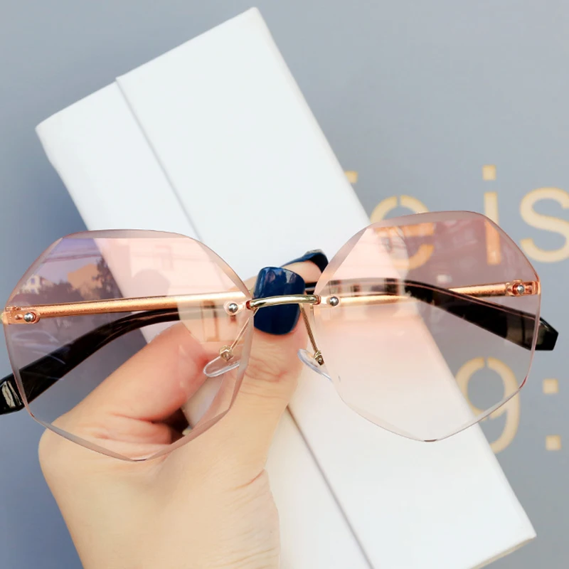 

New Rimless Rectangle Sunglasses Women Men Shades Designe Gradient Sun Glasses Retro Frameless Sunglasses Alloy Curved Temples