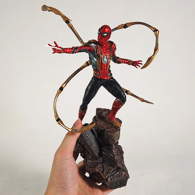 

Iron Spider Battle Version Action Figure Spiderman Figure Iron Spider Claw Move Joint PVC Painted Figure Toy Brinquedos
