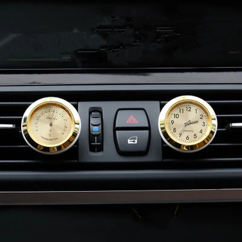 Светящиеся часы для автомобиля кварцевые мини с клипсой вентиляционного