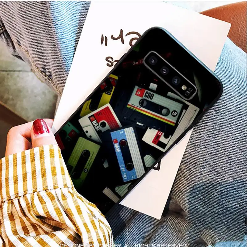 

ZFGHSHYQ Retro Magnetic Box Soft Case Phone Case For Samsung S9 10 20 Plus Note 9 10 10plus 20 Ultra A20 21s J7 Plus 8