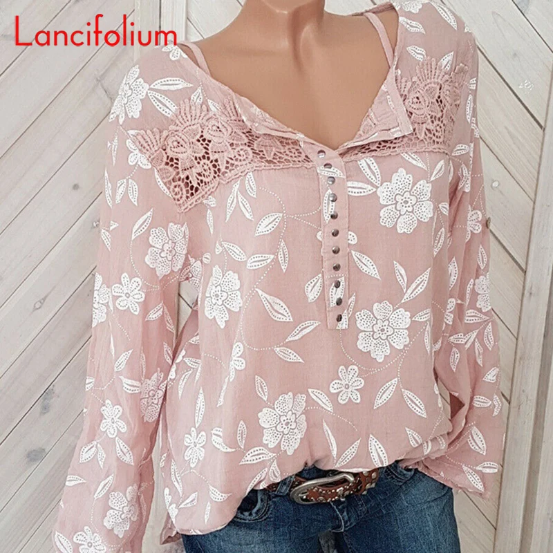 Бохо Цветочная блузка женская 2020 кружевная рубашка на пуговицах розовая