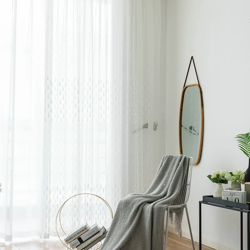 Белая прозрачная занавеска из ткани с геометрическим рисунком для окна спальни