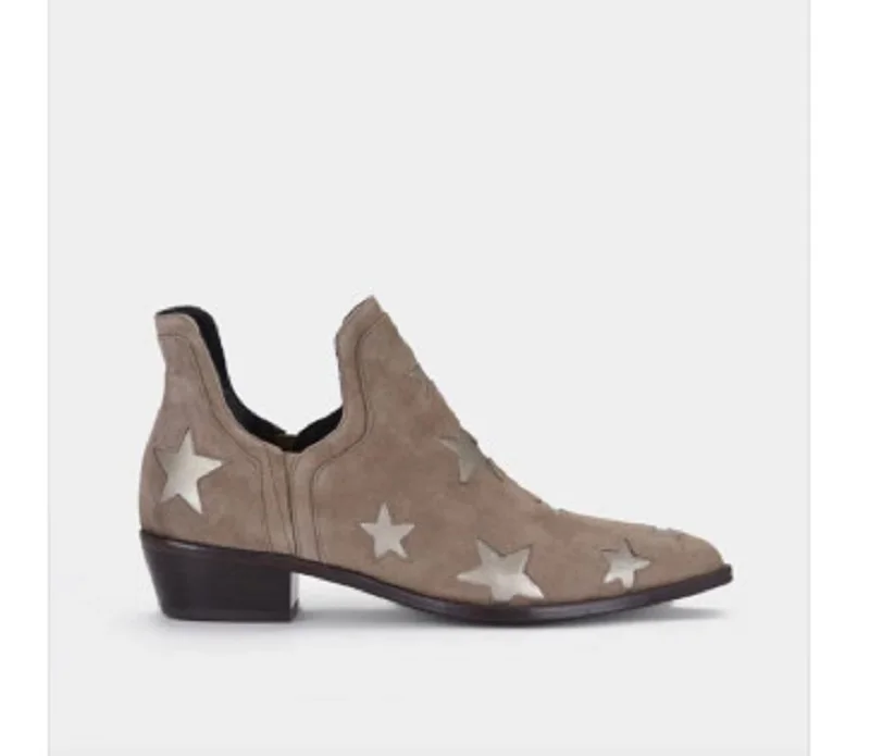 Botas mujer; женские ботильоны; сезон осень-зима; пикантная женская обувь с острым носком; черные ботинки на низком каблуке; винтажные Ботинки martin - Цвет: brown