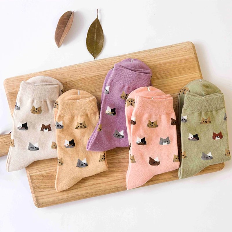 5 Pairs/Lot Cartoon Women Funny Socks Cute Cat Printed Soft Cotton Socks Autumn Winter Casual Fashion Women Mid Tube Socks