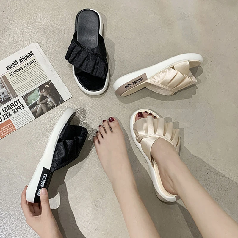 

Shoes Woman 2021 Slippers Summer Platform Luxury Slides Pantofle Flat Designer New Basic Rubber Rome PU Fashion House Slippers P