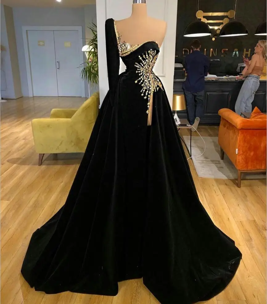 

New Arrival Velvet Evening Dresses High Side Split Gold Beading Crystal Prom Dresses One Shoulder Formal Party Gowns Vestidos