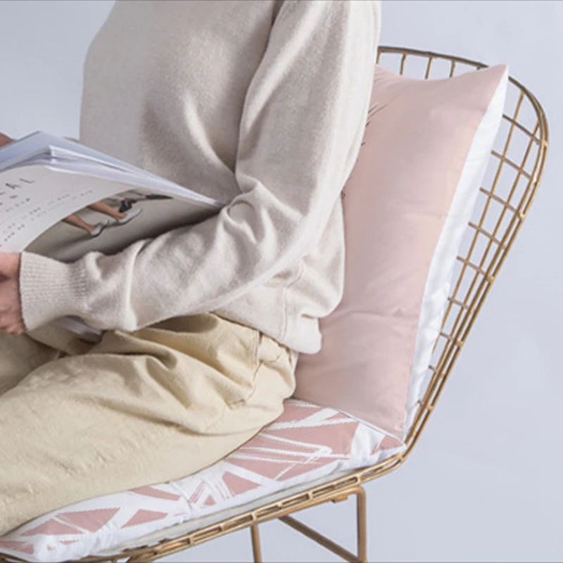 Квадратный чехол с подушкой и ресницами розовое золото геометрический ананасом