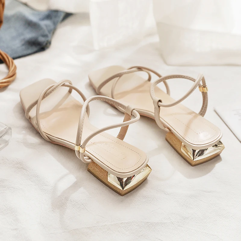 

Веб-знаменитости и горячей Стиль обувь черного цвета на низком каблуке на плоской подошве французский сандалии Стиль женская обувь сандали...