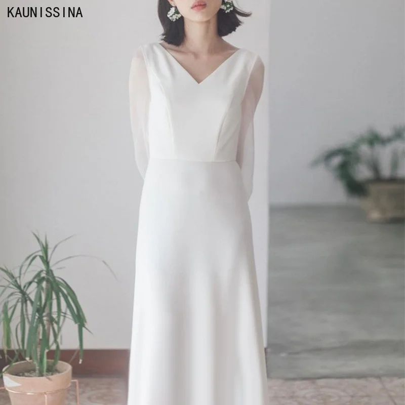 

KAUNISSINA Simple V-Neck White Wedding Dresses Plus Size Long Sleeve Cheap Bride Marriage Dress Satin A-Line Beach Wedding Gowns