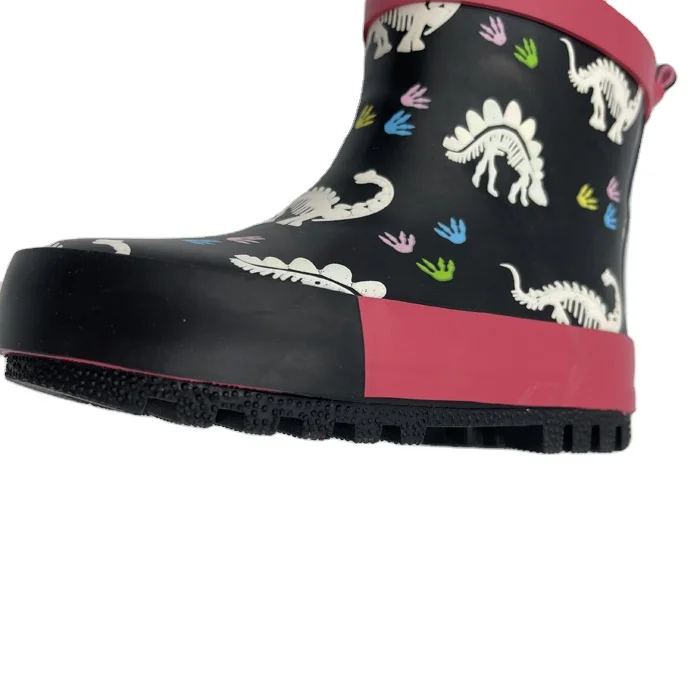 

Low moq non branded pink welt dinosaur paws custom printed black rubber cheap boys wholesale kids new wellies