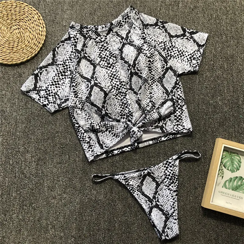 

2020 Fashion Serpentine Leopard Swimwear Women Two-Piece Swimsuit Short Sleeve Crop Tops Swim Bottoms Sexy Lady Bikinis Swimwear