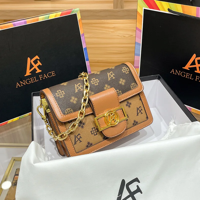 

Retro Fashion Leather Western Style Presbyopia Printing Ladies Small Square Bag High-quality Texture One-shoulder Messenger Bag