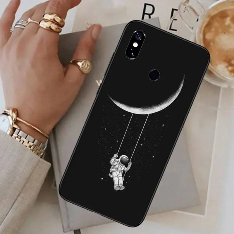 

Astronaut space moon Phone Case For Xiaomi Redmi 7 8 9t a3Pro 9se k20 mi8 max3 lite 9 note 9s 10 pro