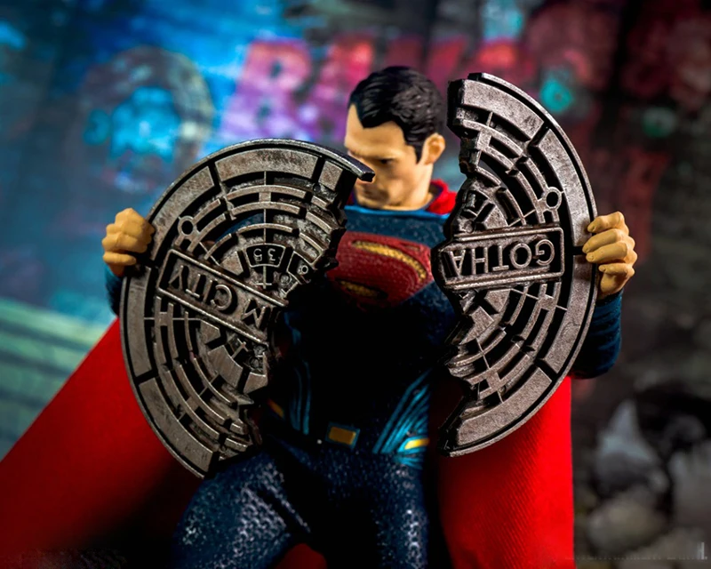 MEZCO Batman vs. Superman 1:12 Collective PVC Action Figure Model Toy Doll Gift | Игрушки и хобби