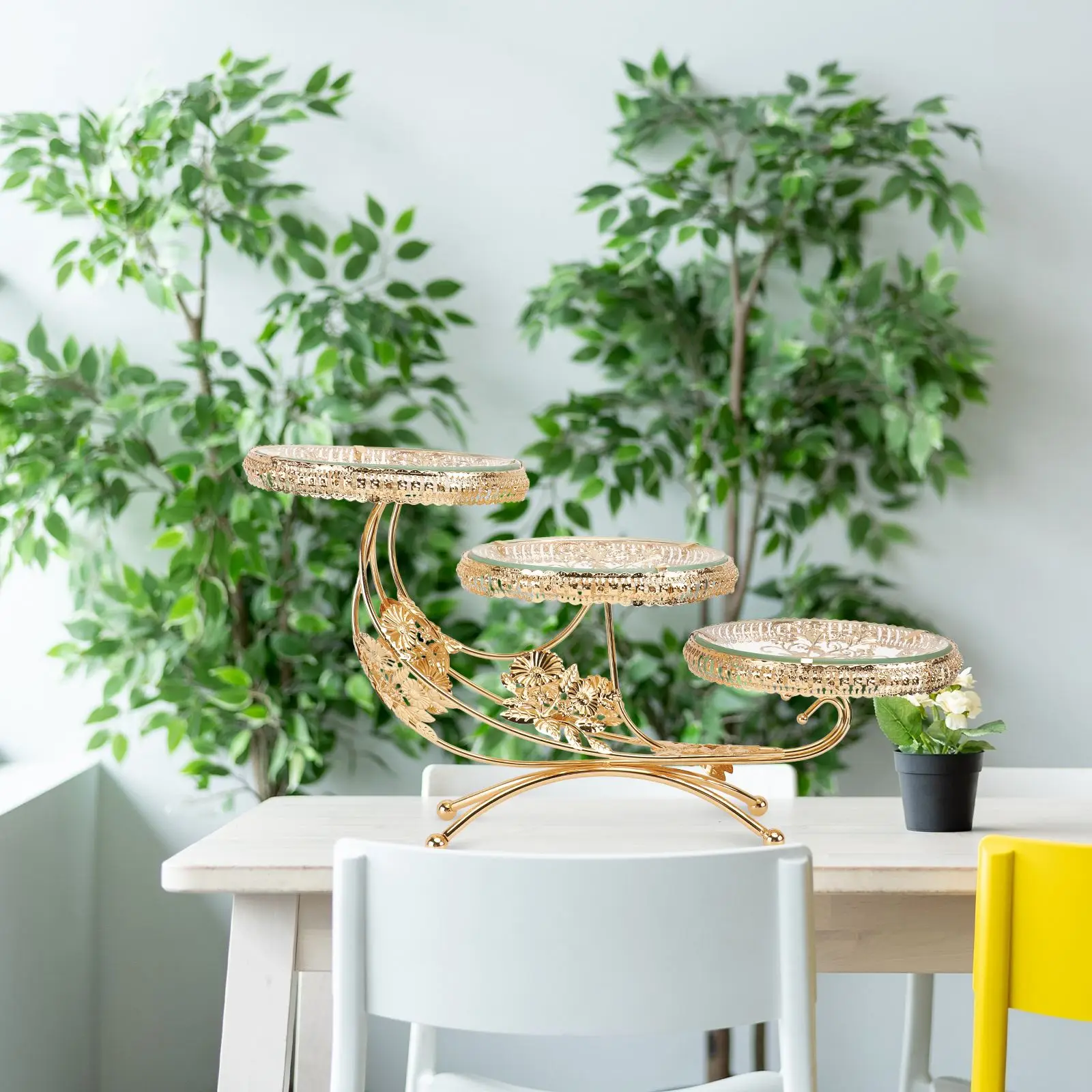 

Crystal Glass Fruit Display Plate Candy Cake Tray Entry Lux Style for Wedding Hotel Party Home decoration