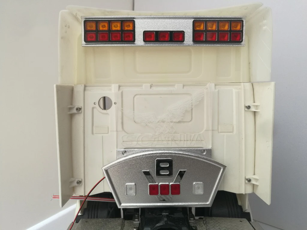 сигнальная лампа с задней па