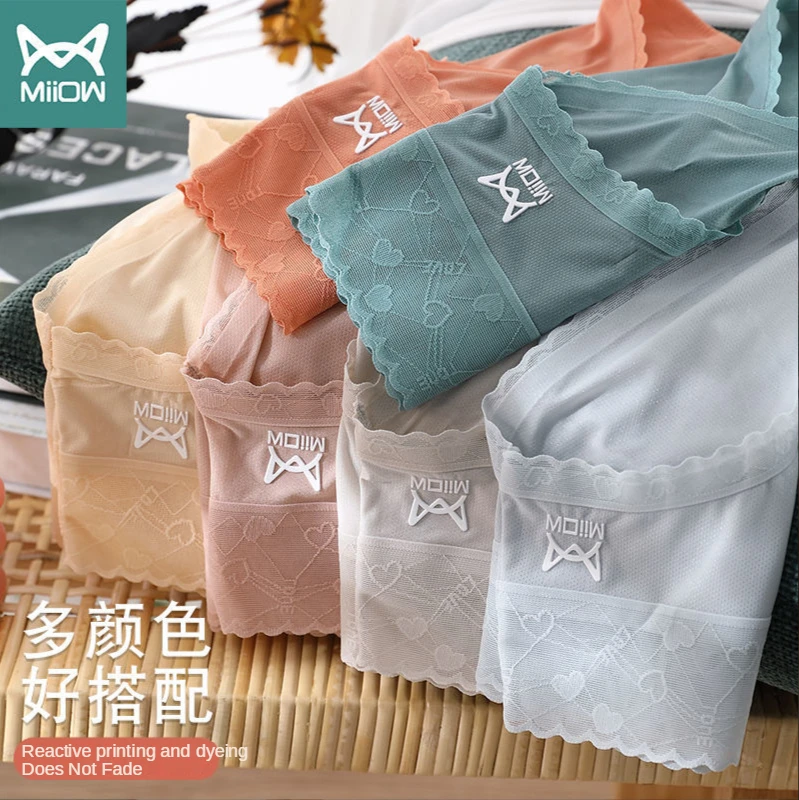 Нижнее белье MiiOW женское из вискозы тонкие дышащие кружевные бесшовные трусы