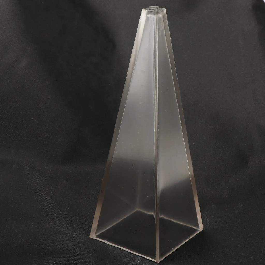 Пластик пирамиды с коническим отверстием производства пресс-форм большой