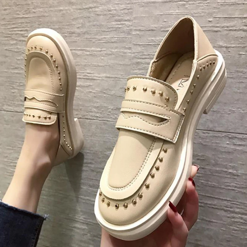 

2020 New Single Shoe Women's Shoes, One Foot On Small Autumn Women's Rivet Style, All Kinds Of Lefu Shoes Women's Casual Shoes