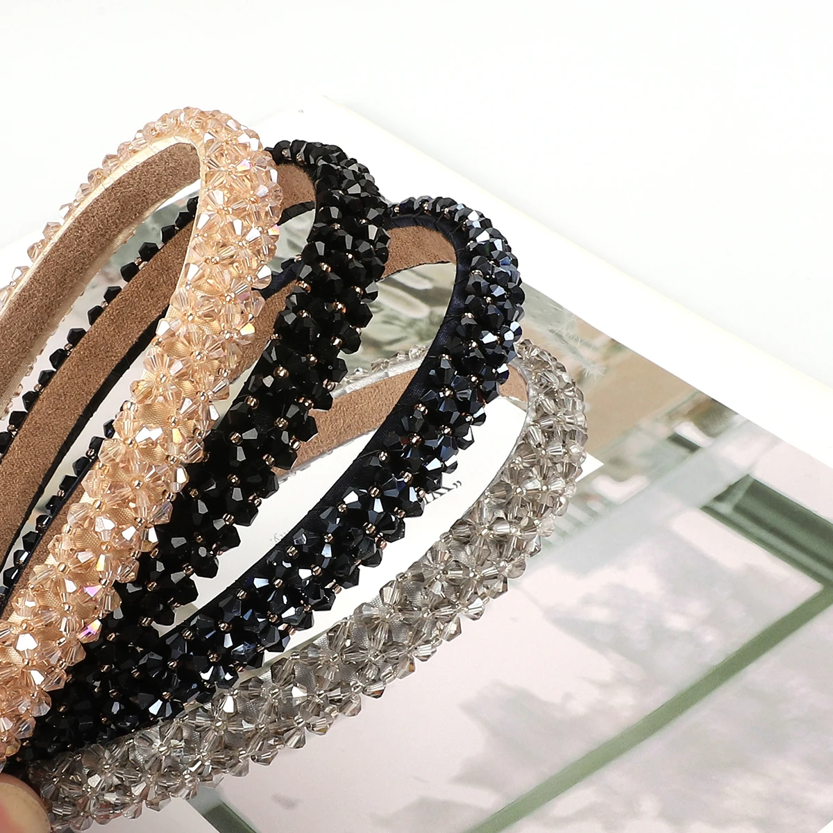 

Girls Shiny Luxury Rhinestone Hair Band Diamond Hair Hoop Hair Accessories for Women Crystal Headbands Headwear