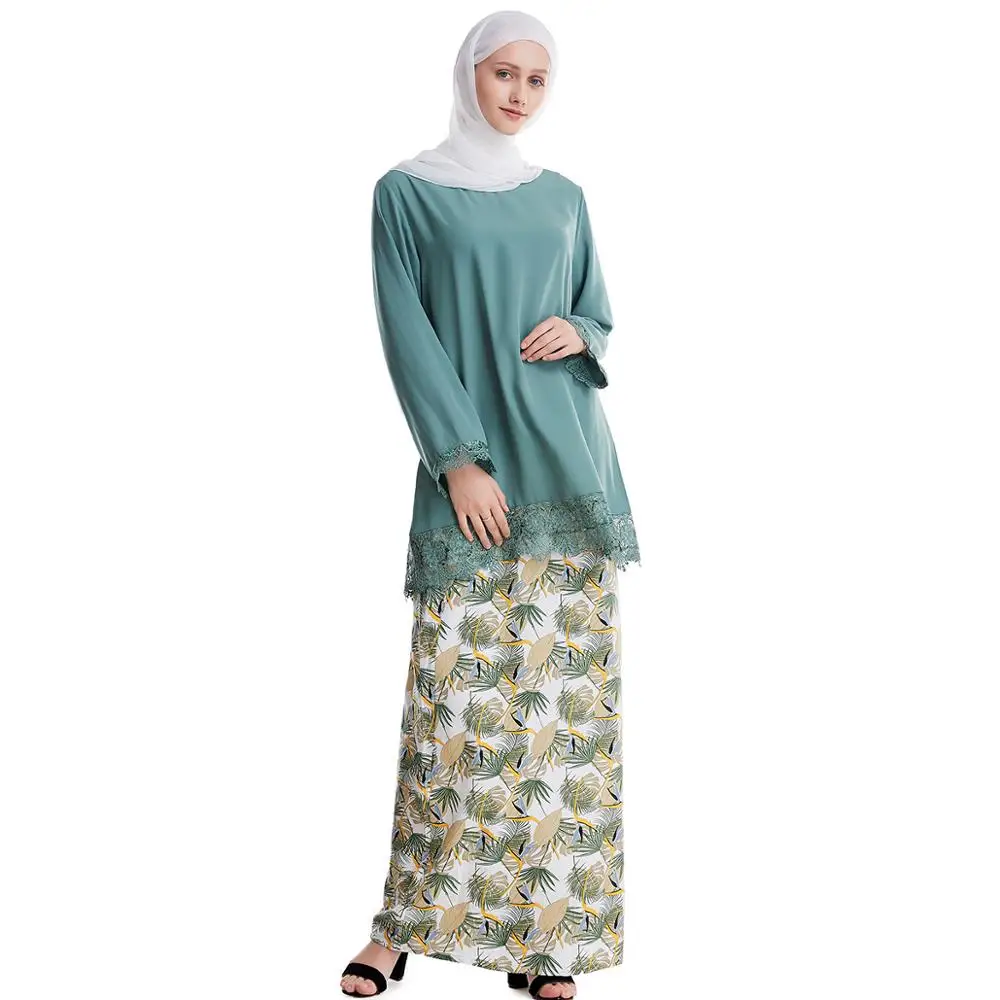 

Arab Islamic Ramadan Women's Set Muslim Top Dress Two Piece Lace Multicolor Flower Cloth Long Sleeve Long Dress Fashion Set