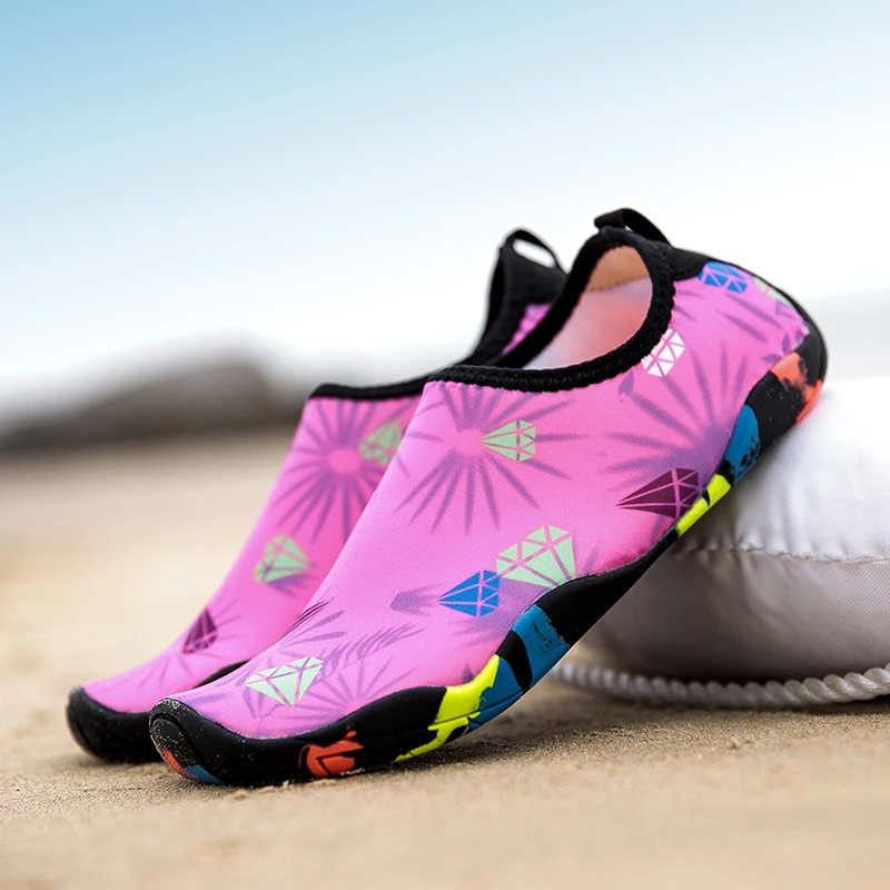 

Summer Casual Couple Beach Shoes Women Men New Breathable Outdoor Sport Off-Road Zapato Quick-Dry Aqua Schuh Zapatillas Mujer D6