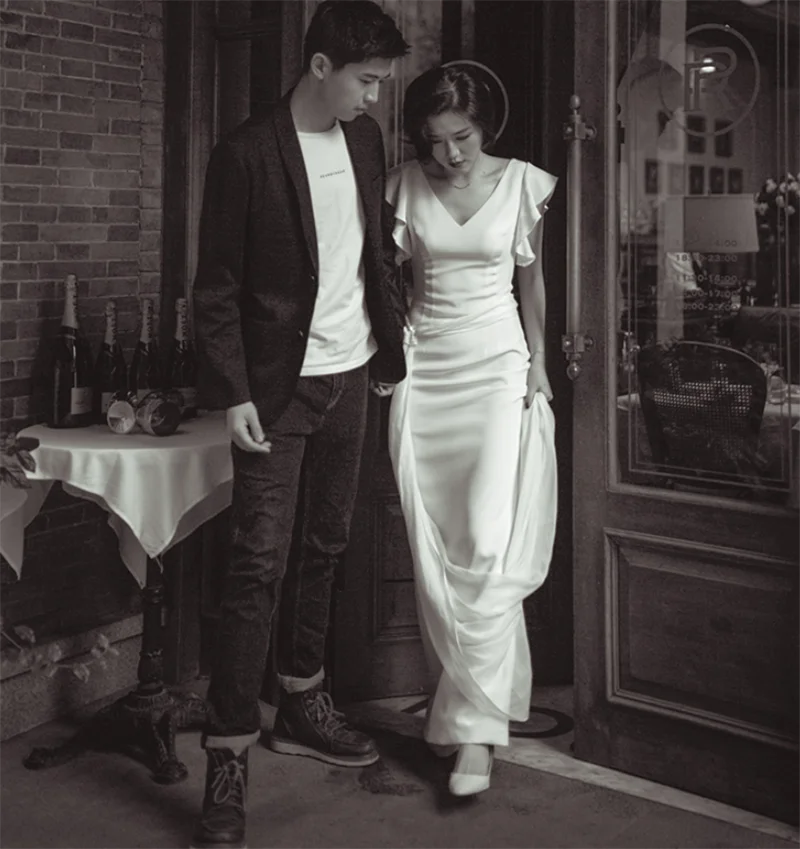 Simple Backless French Style Floor Length Wedding Dress Elegant V Neck Soft Satin Sheath Bridal Gowns vestidos de mairee Wedding