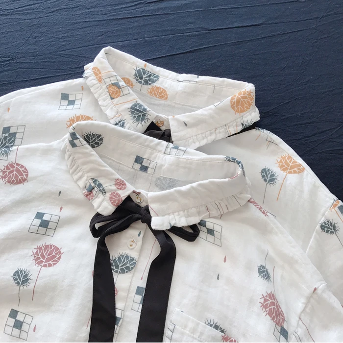

2020 New Autumn Women Blouse Literary Fresh Cute Print Tops Loose Long Sleeve Double Cotton yarn Shirt Women