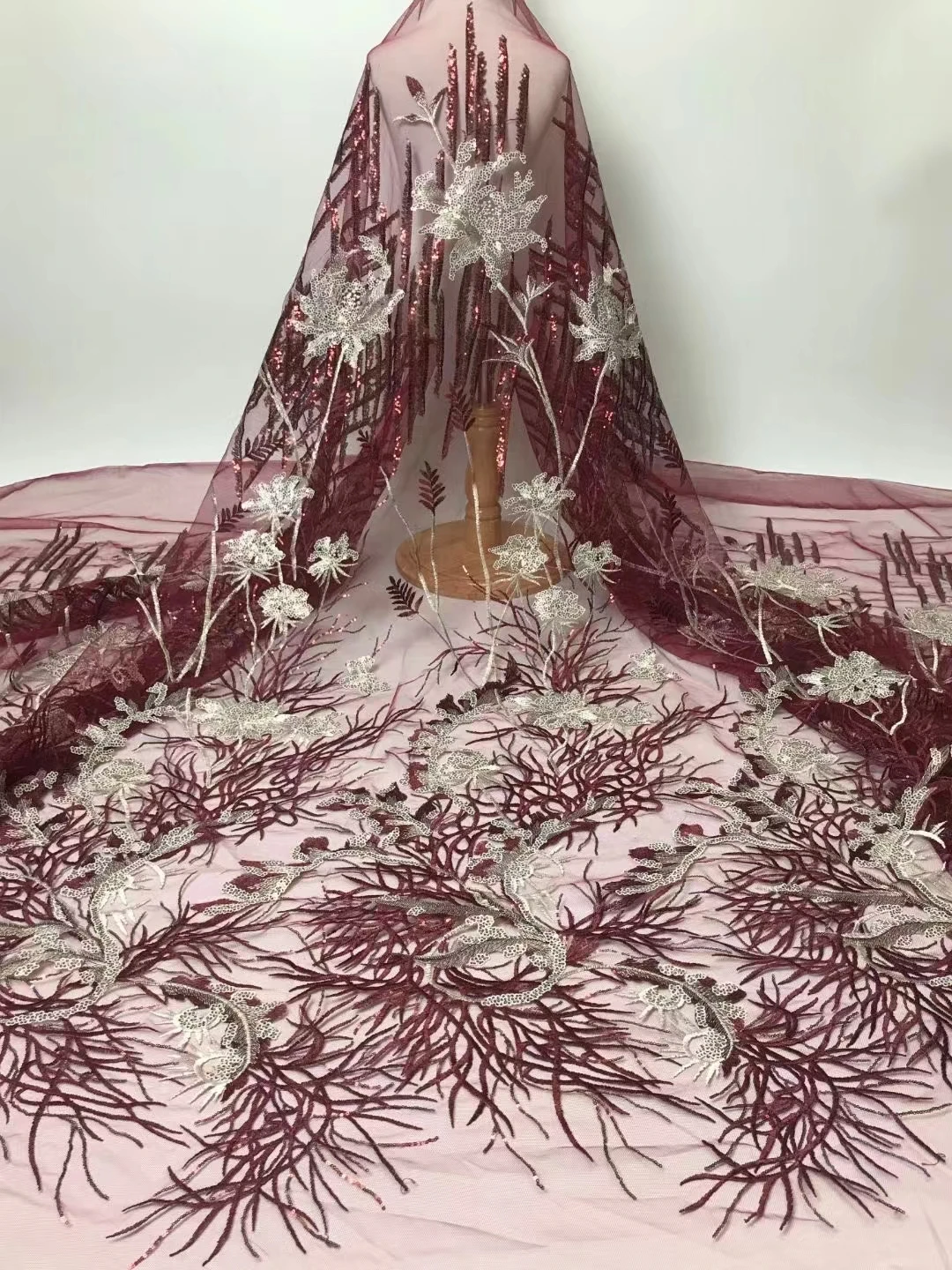 

newcoming embroidered french lace fabric 5yards net tulle lace fabric beautiful lace for wedding DP3101