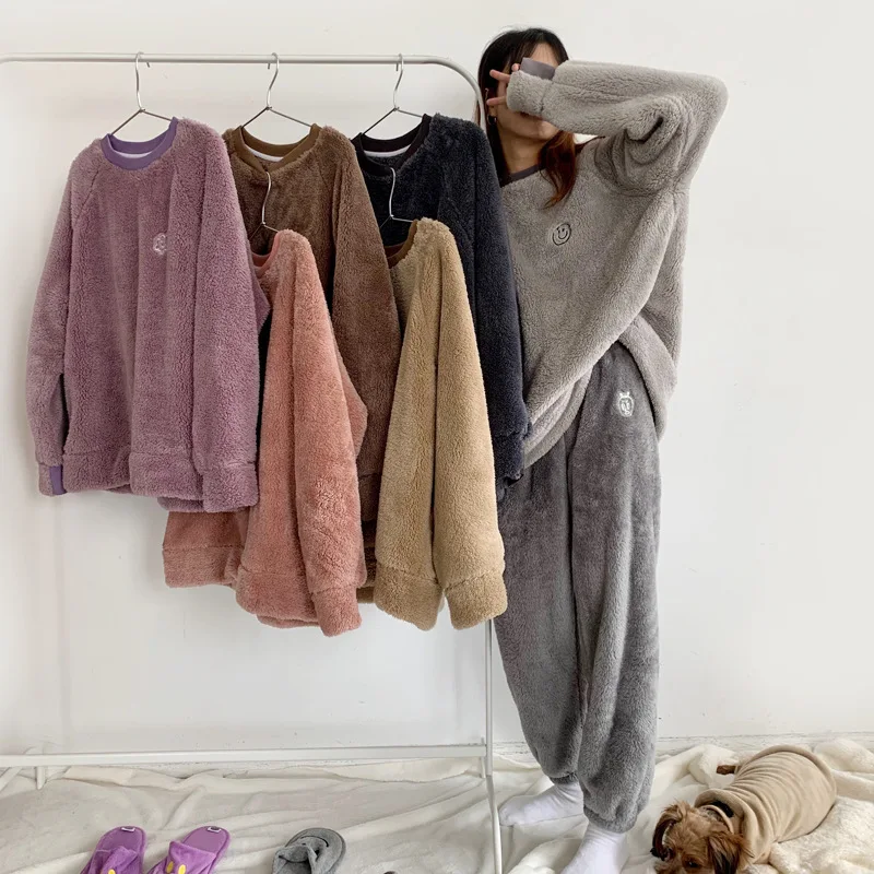 Вышитые Пушистый свитер женский пуловер плюс толстый бархат осенние и зимние