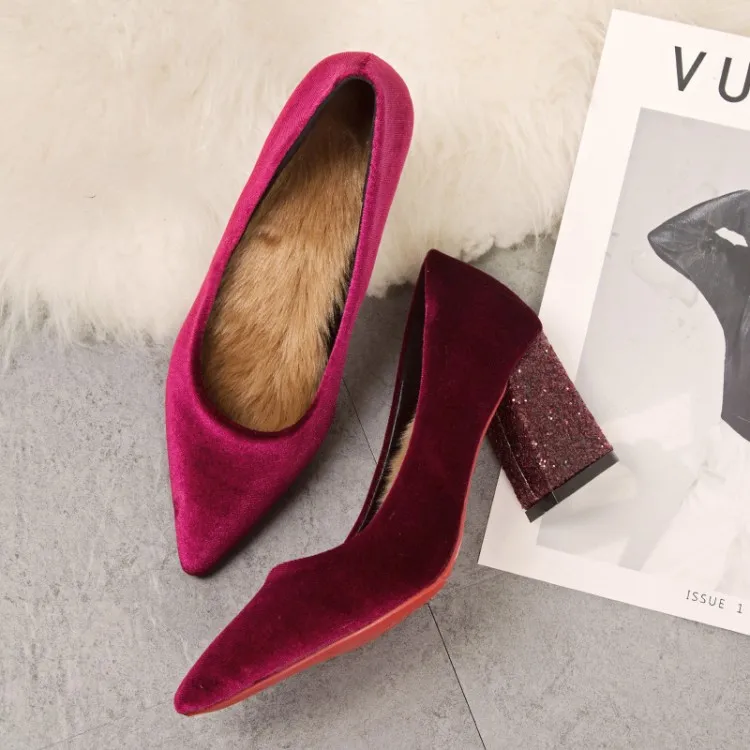 Классическая женская обувь на высоком каблуке с красной подошвой сезон осень