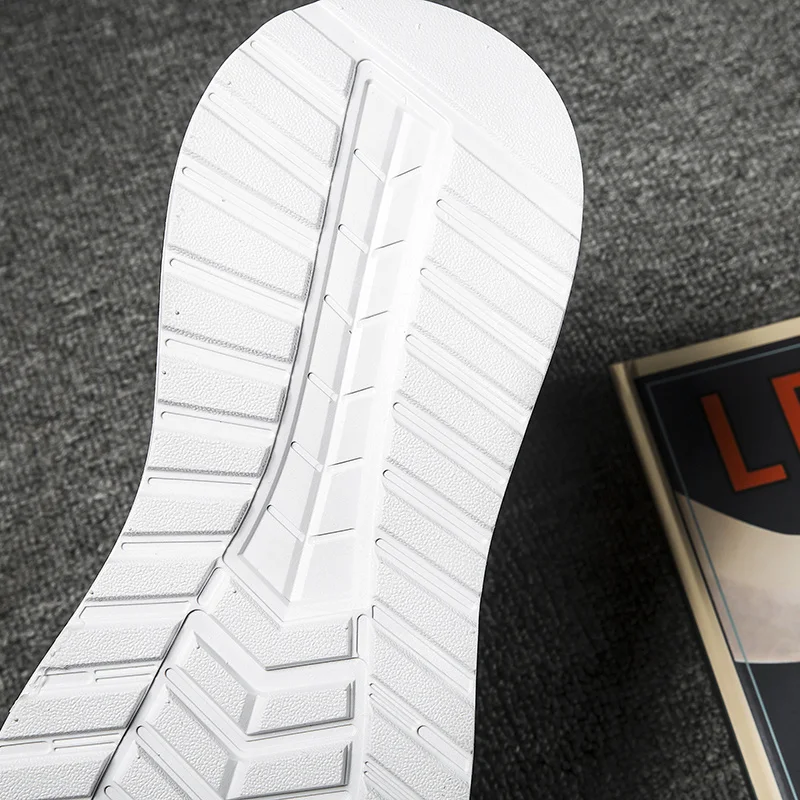 

Men Sneakers 2020 Casual Mens Shoes Breathable Trainers Fashions Mesh Man Sneaker Basket Tenis Hombre Unisex Shoe Big Size 39-44
