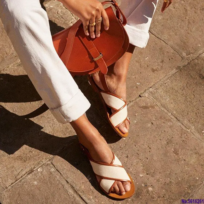 Сандалии женские с открытым носком плоская подошва ремешок пряжкой перекрестные