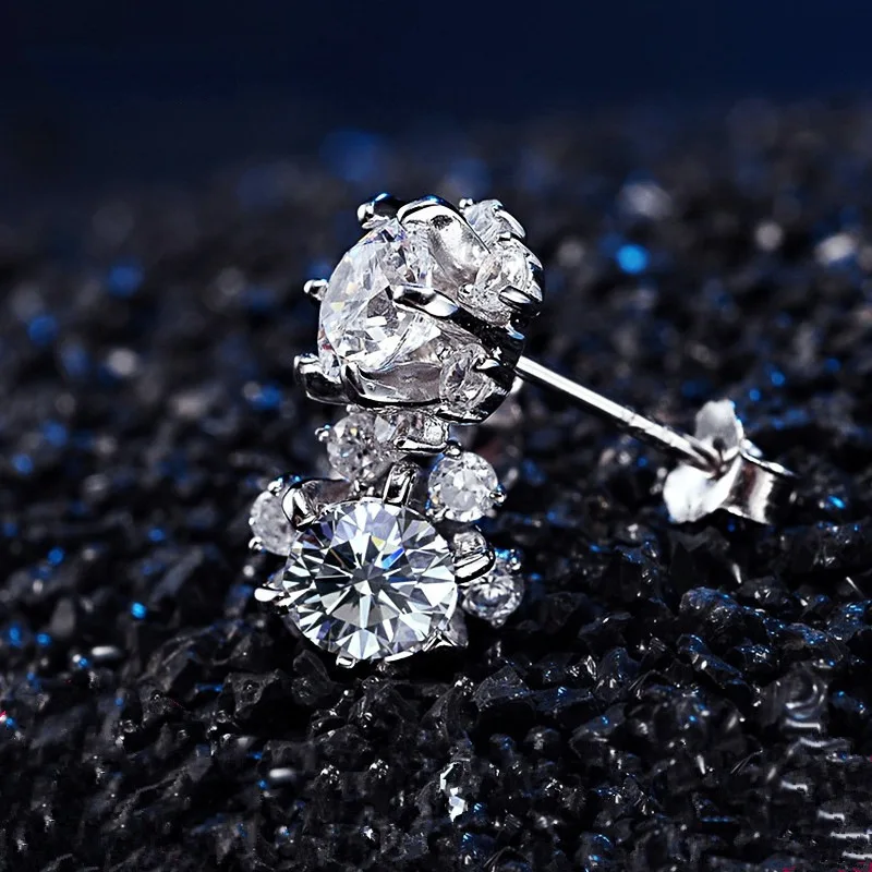 

Trendy Female White Crystal Stone Earrings Charm Silver Color Wedding Earrings Dainty Bride Flower Small Stud Earrings For Women